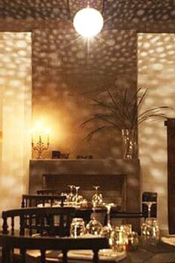 Hotel Les Cinq Djellabas Douar Caid Layadi ภายนอก รูปภาพ