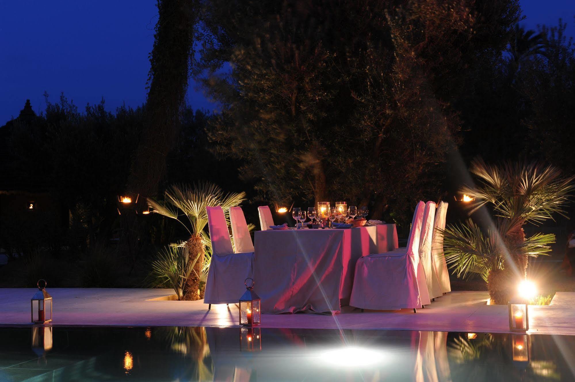 Hotel Les Cinq Djellabas Douar Caid Layadi ภายนอก รูปภาพ